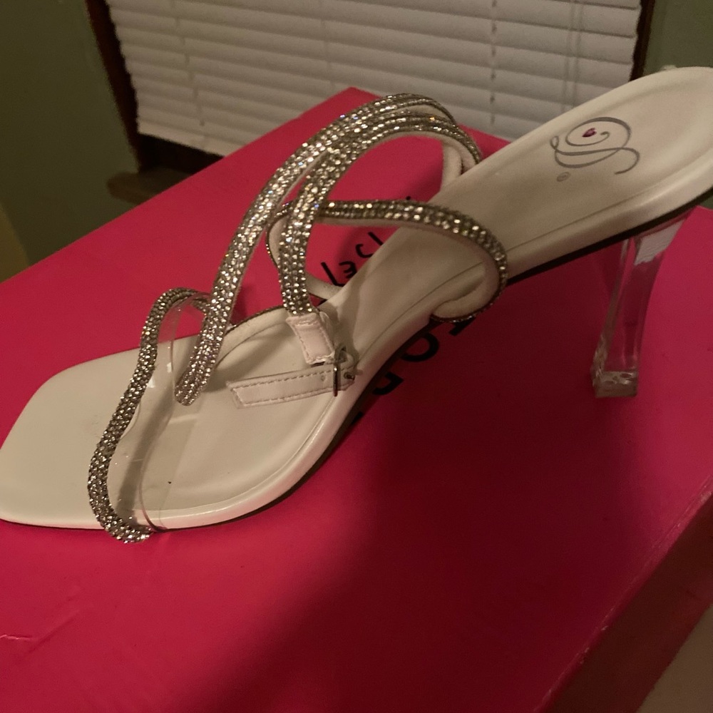 Evening shoe